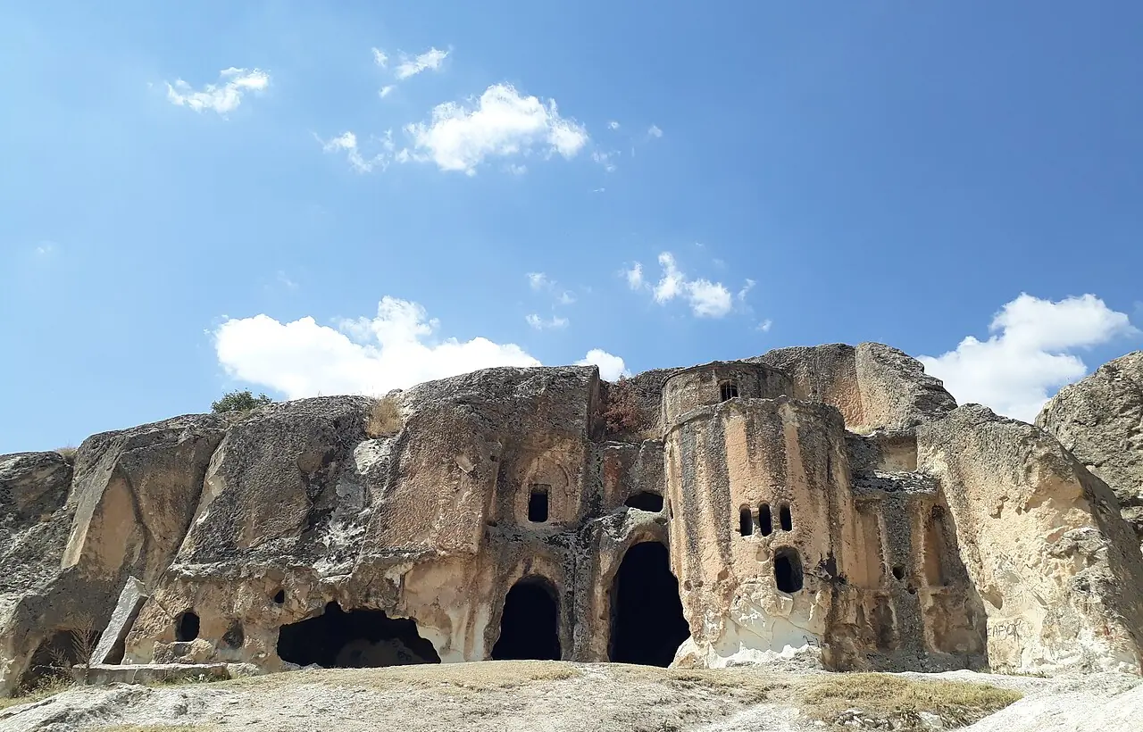 Ayazini Kaya Kilisesi, İhsaniye, Afyonkarahisar