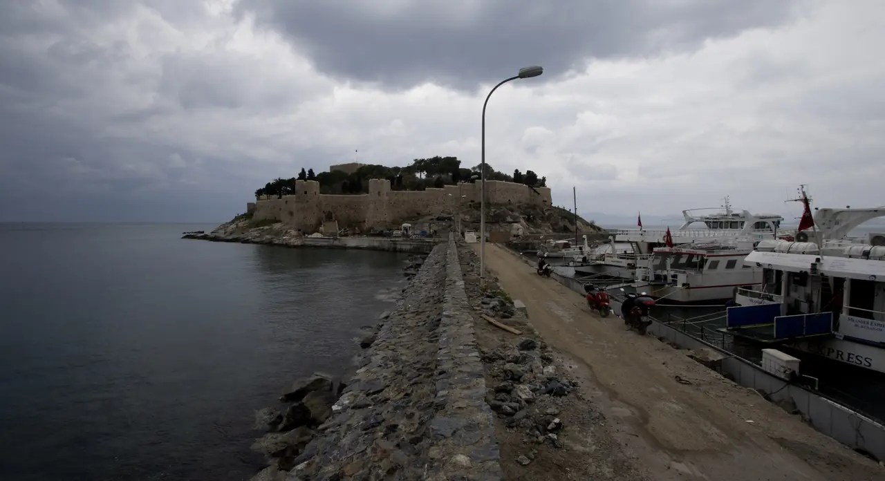 Güvercinada, Kuşadası, Aydın