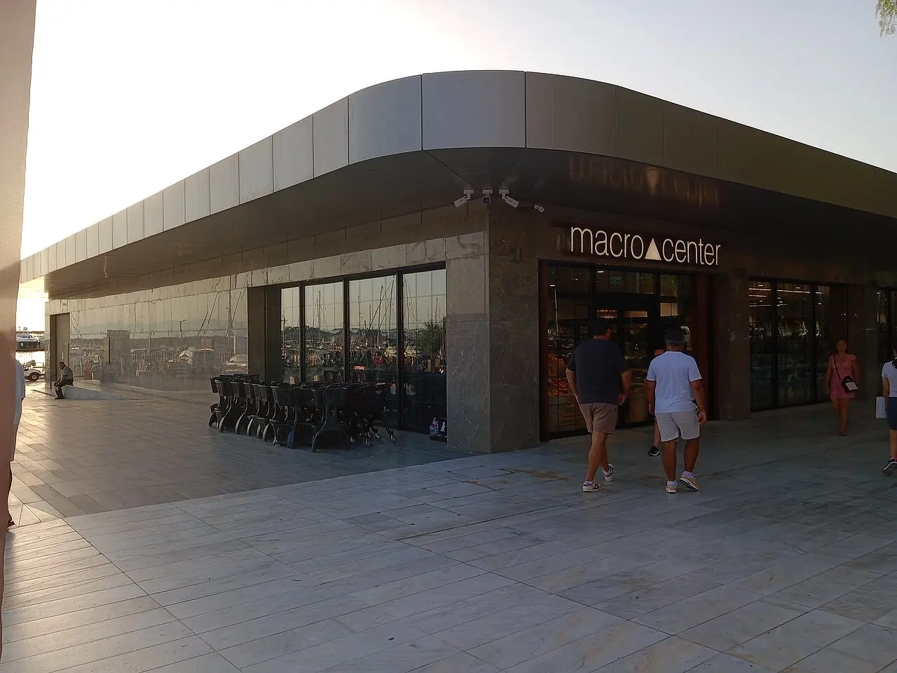 Kuşadası Marina çevresi, Aydın