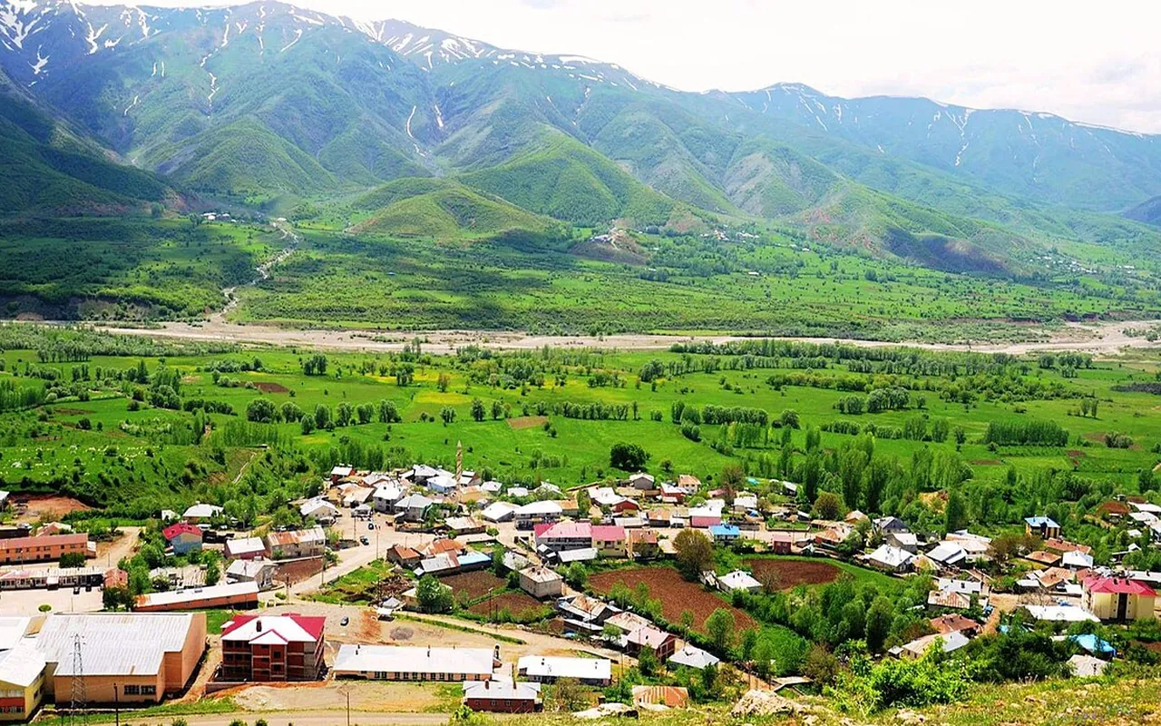 Yedisu · Bingöl
