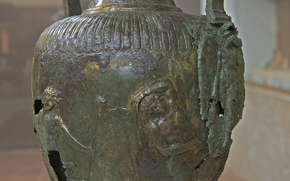 Parion buluntusu bronz amphora, Troya Müzesi