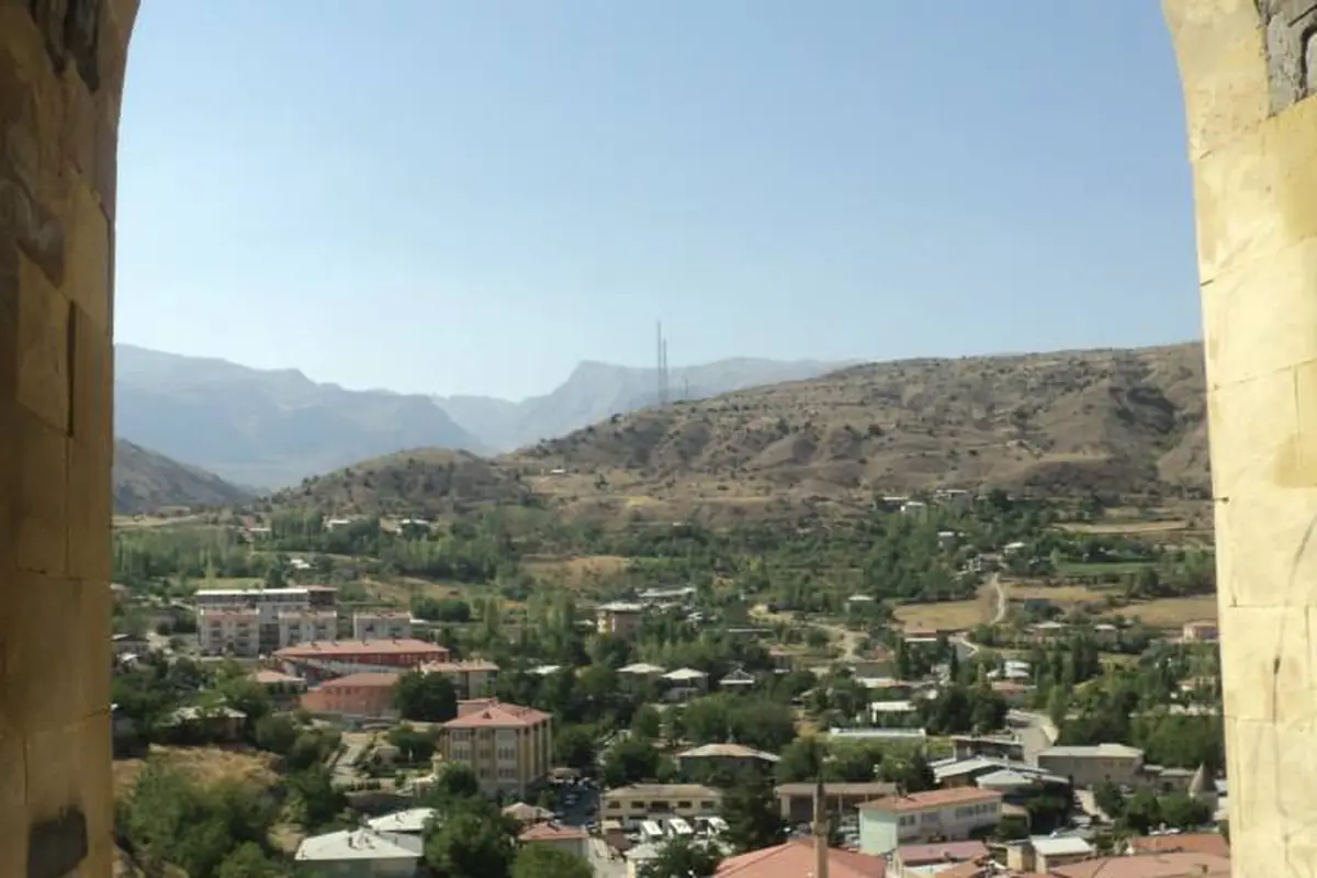 Kemah Kalesi çevresinden görünüm