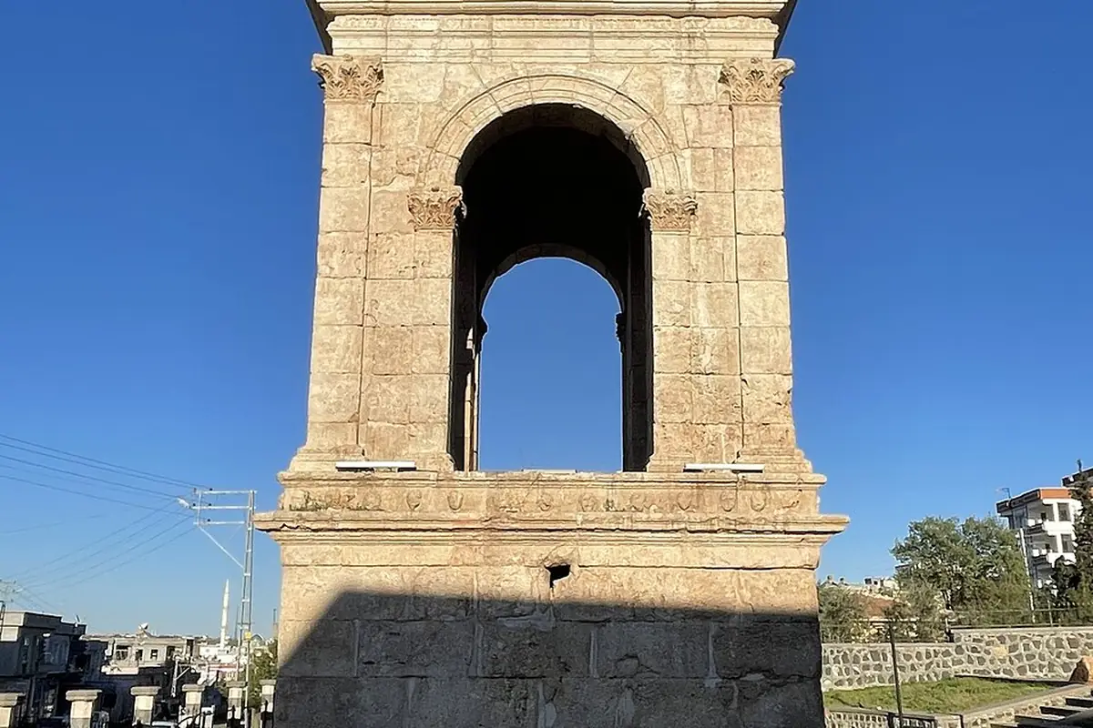 Elif Anıt Mezarı, Araban, Gaziantep