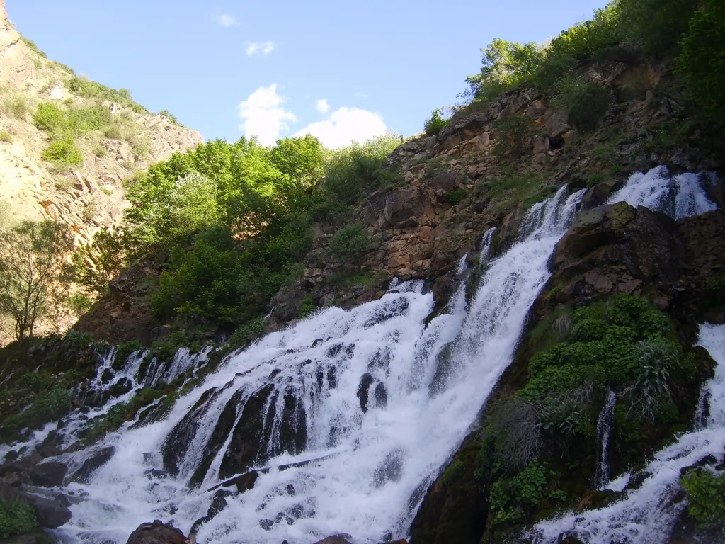 Tomara Şelalesi, Şiran / Gümüşhane