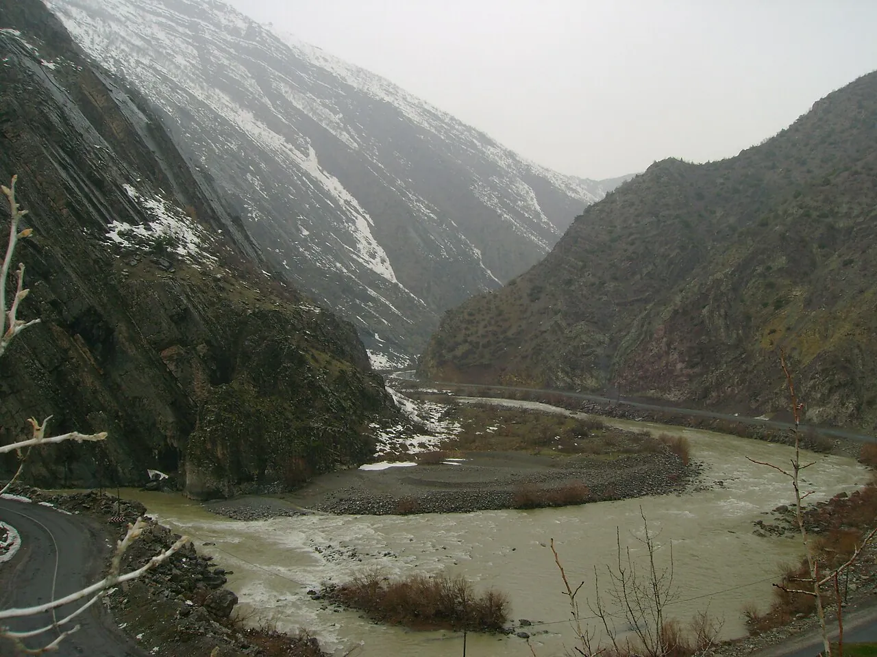 Zap Nehri ve vadisi
