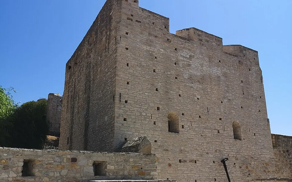 Çeşme Kalesi, İzmir