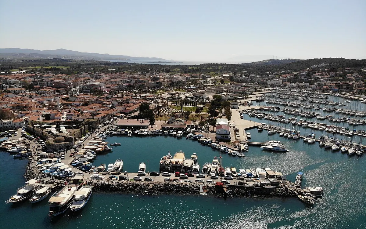 Sığacık Limanı ve Teos Marina, Seferihisar