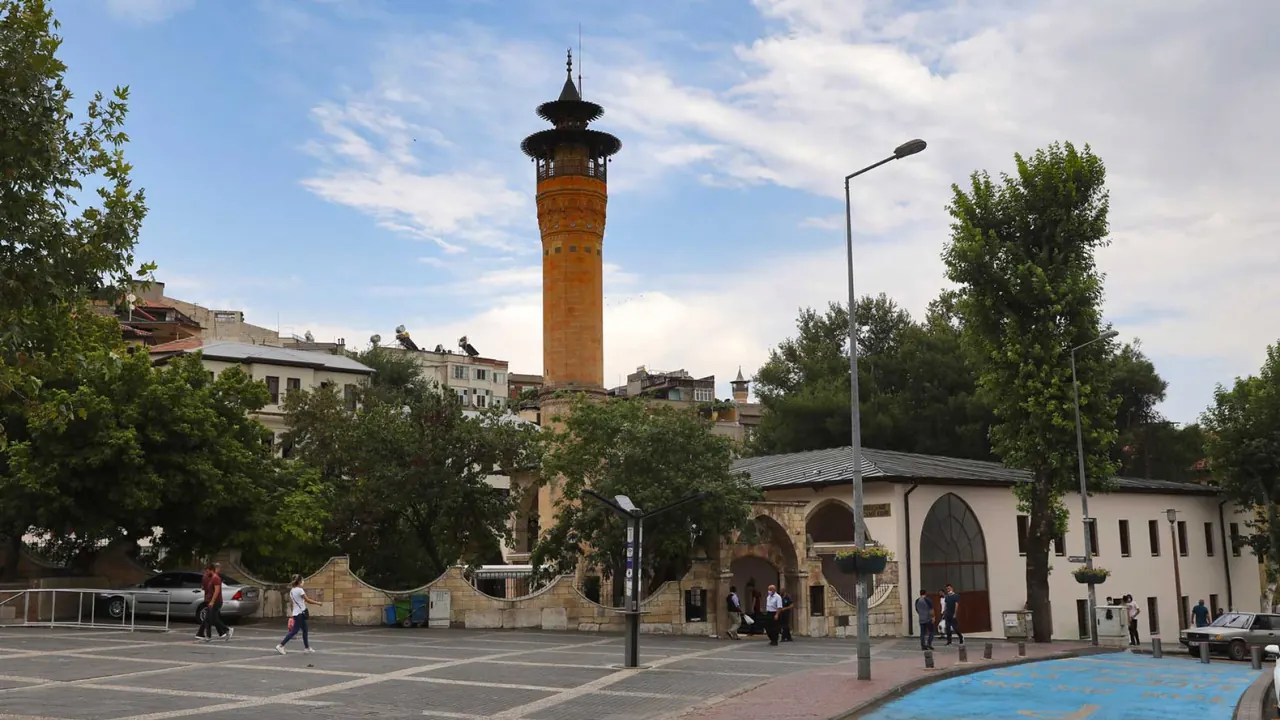 Maraş Ulu Camii ve tarihî merkez