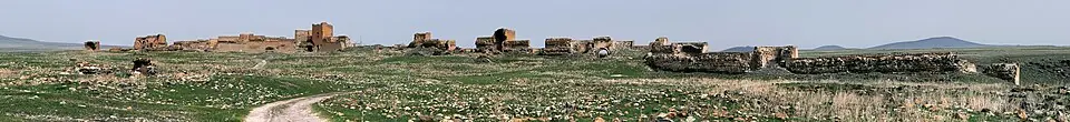 Ani Örenyeri kuzey surları, Kars