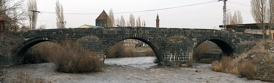 Taş Köprü, Kars