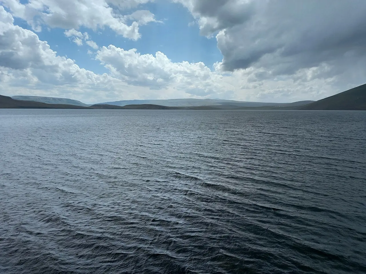 Aygır Gölü, Susuz, Kars