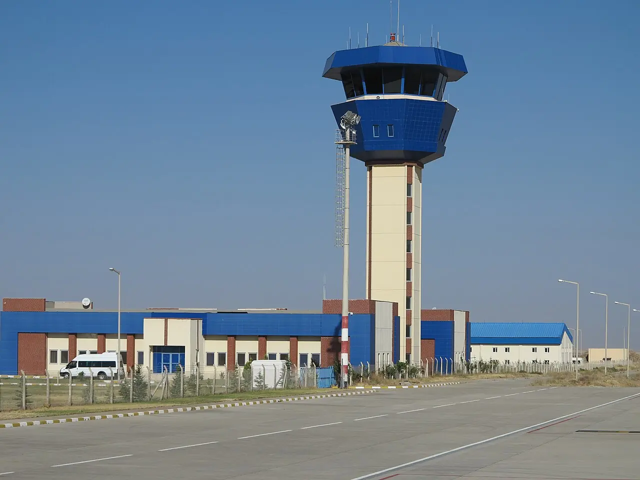 Nevşehir Kapadokya Havalimanı kontrol kulesi