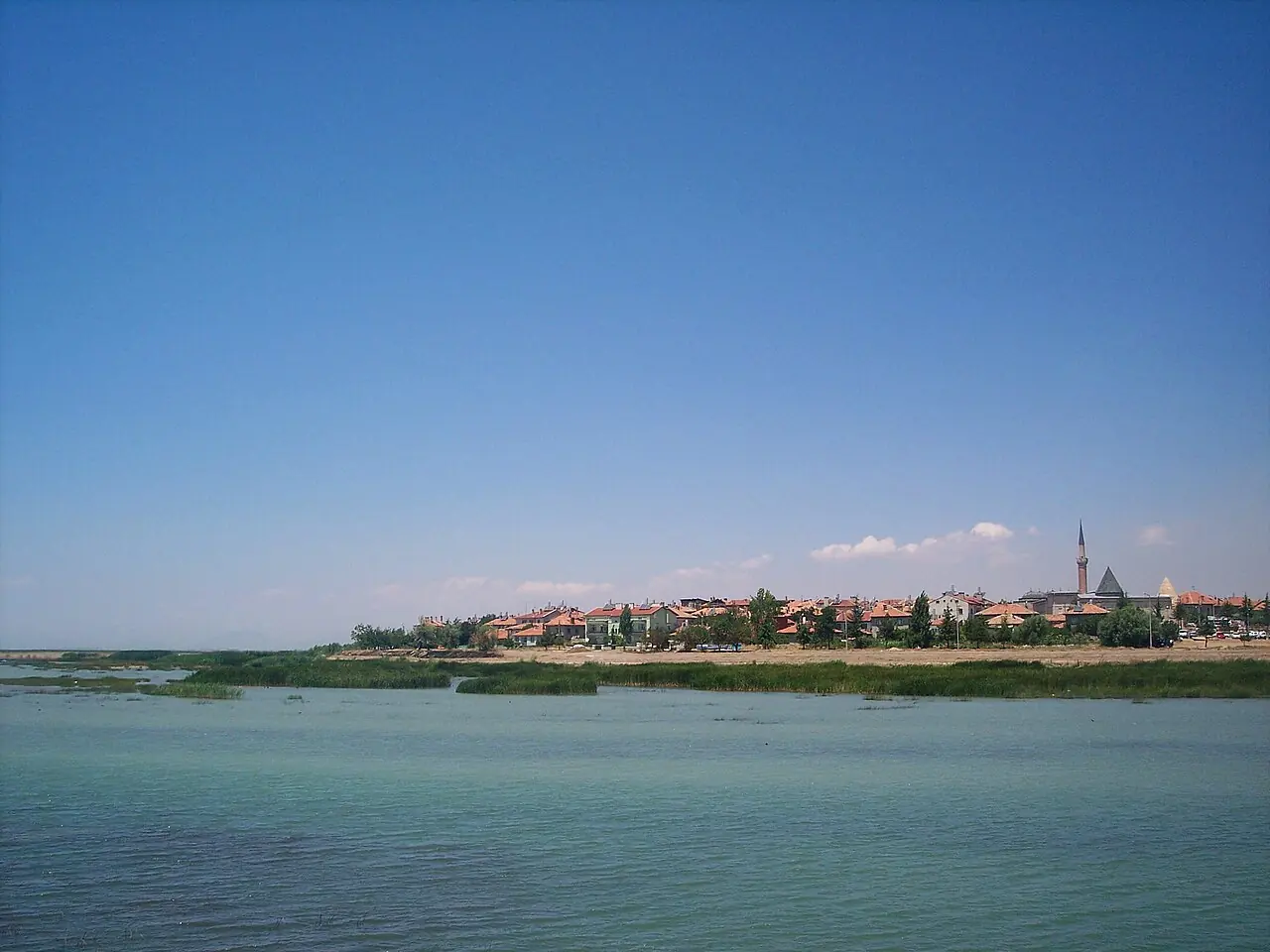 Beyşehir Gölü, Beyşehir
