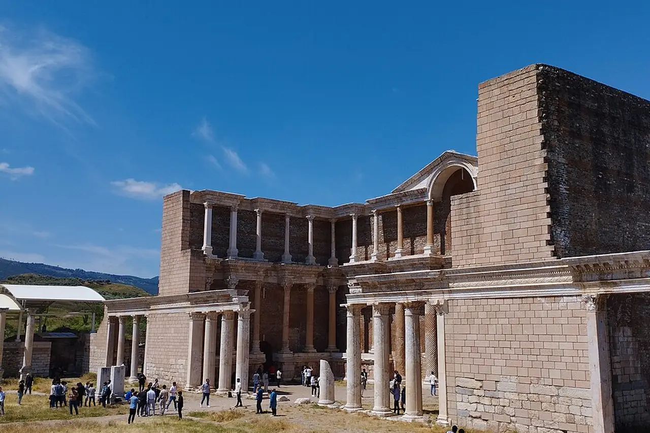 Sardes Antik Kenti, Salihli