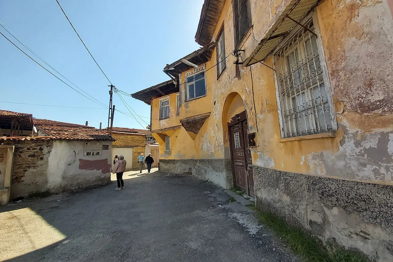 Kula tarihî evleri