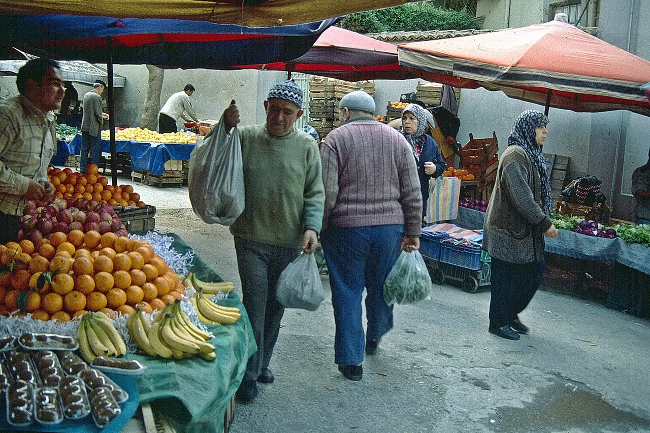 Manisa çarşısı