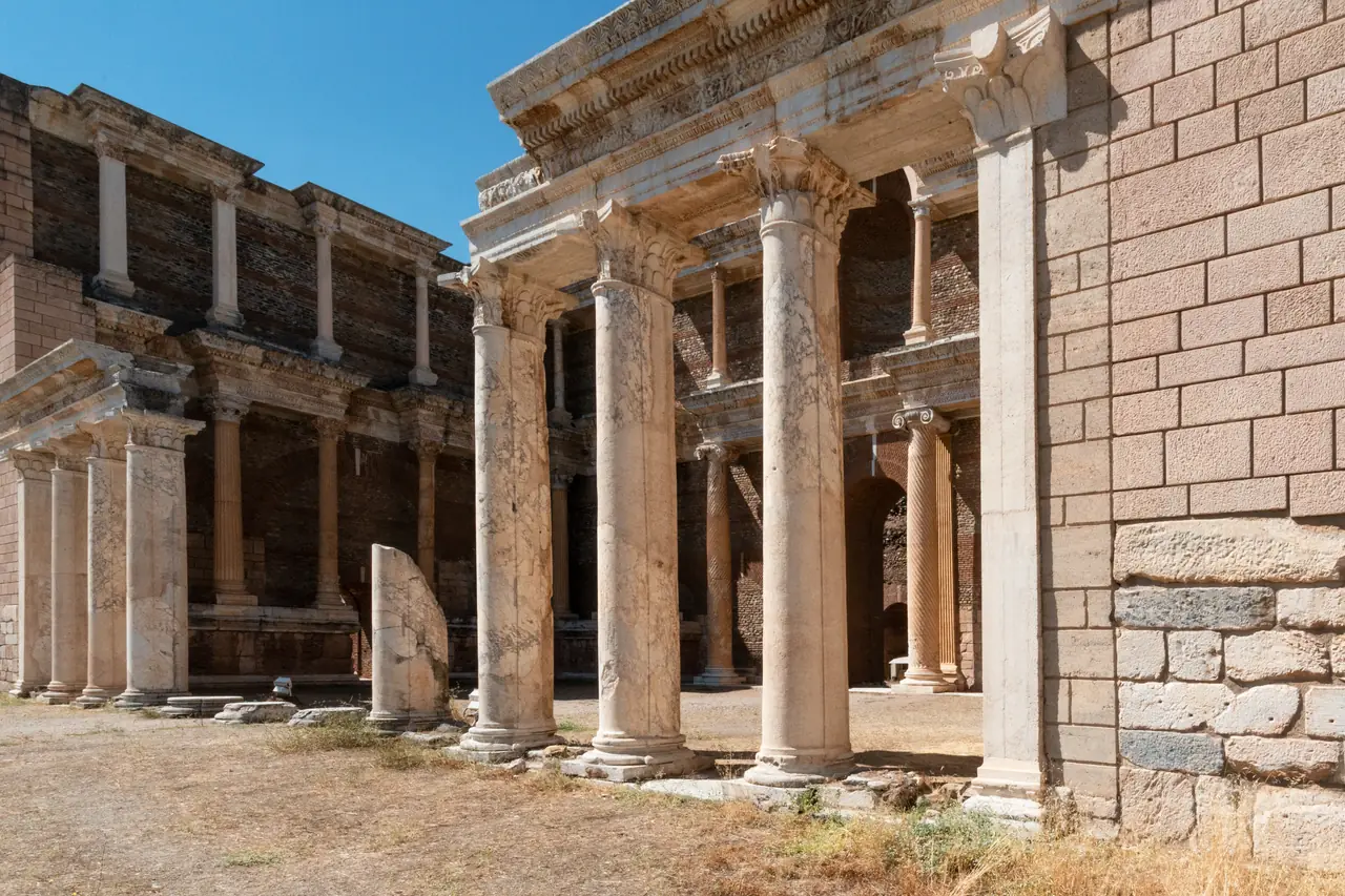 Sardes Antik Kenti, Salihli