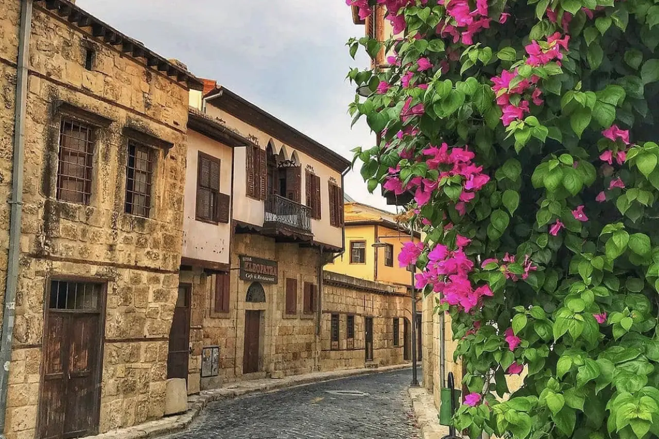 Tarsus Eski Şehir sokakları
