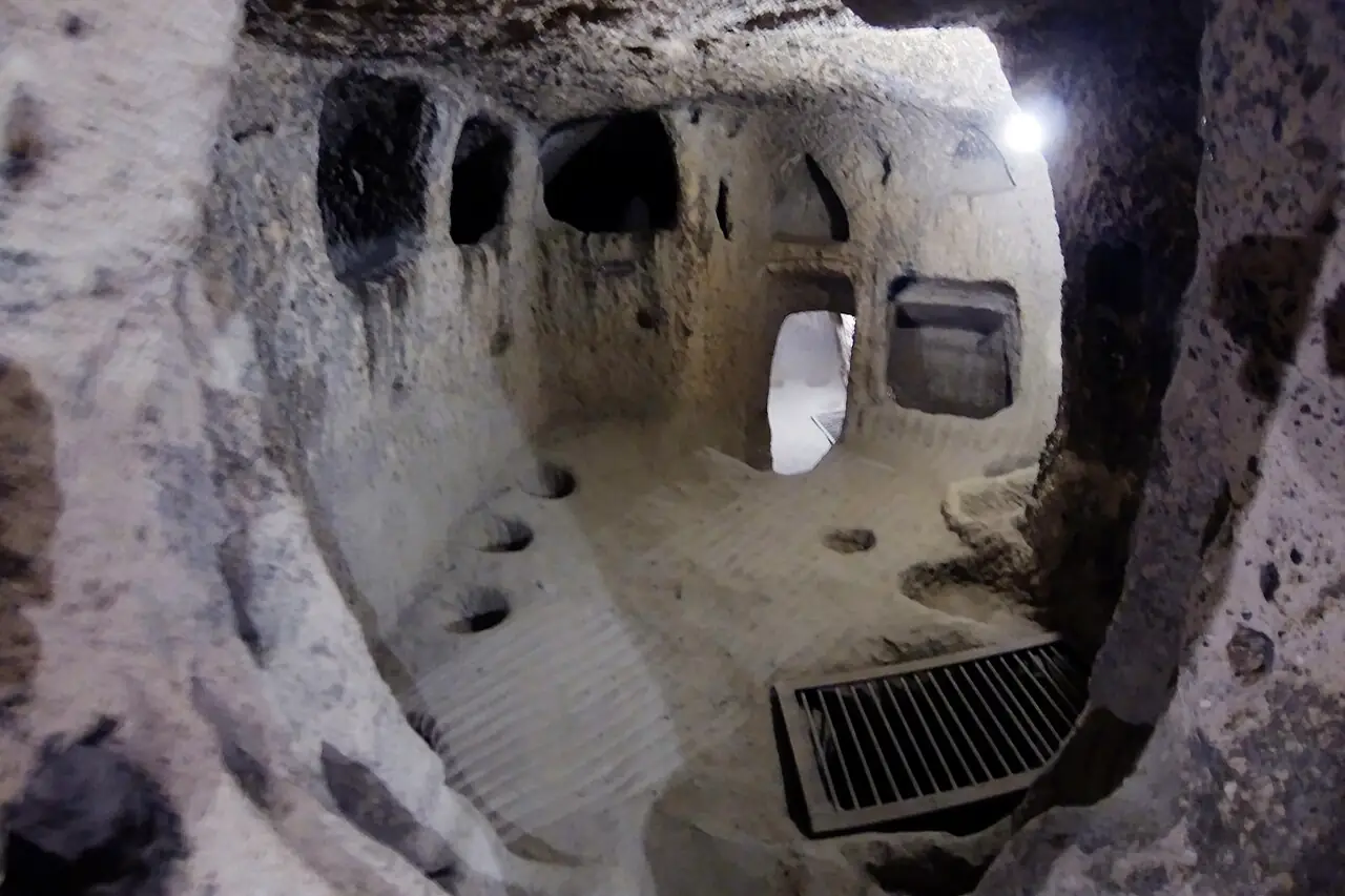 Kaymaklı Yeraltı Şehri