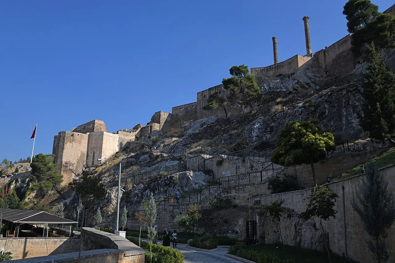 Şanlıurfa Kalesi ve eski şehir