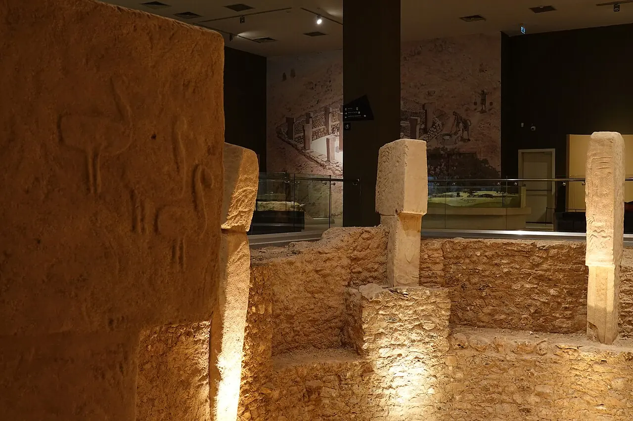 Şanlıurfa Arkeoloji Müzesi ve Haliliye çevresi
