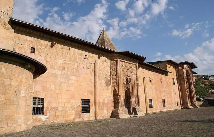 Divriği Ulu Camii ve Darüşşifası