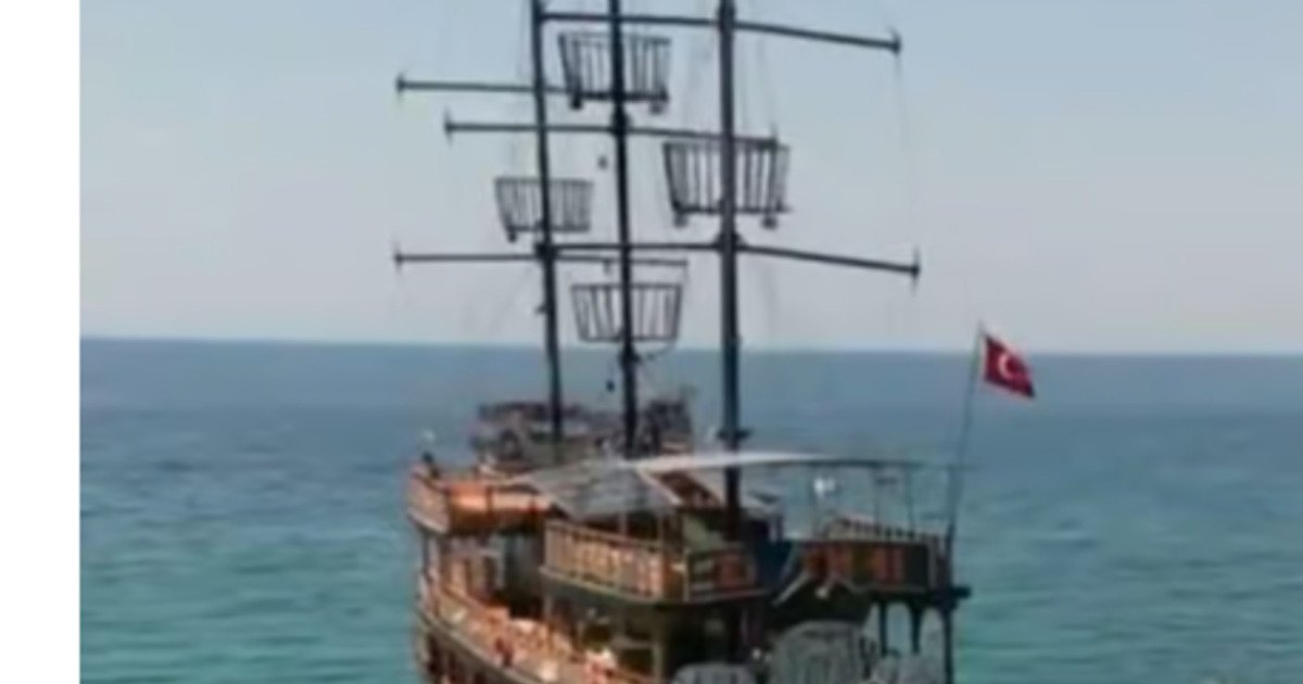 Didim: Tam Günlük Tekne Gezisi ve Öğle Yemeği